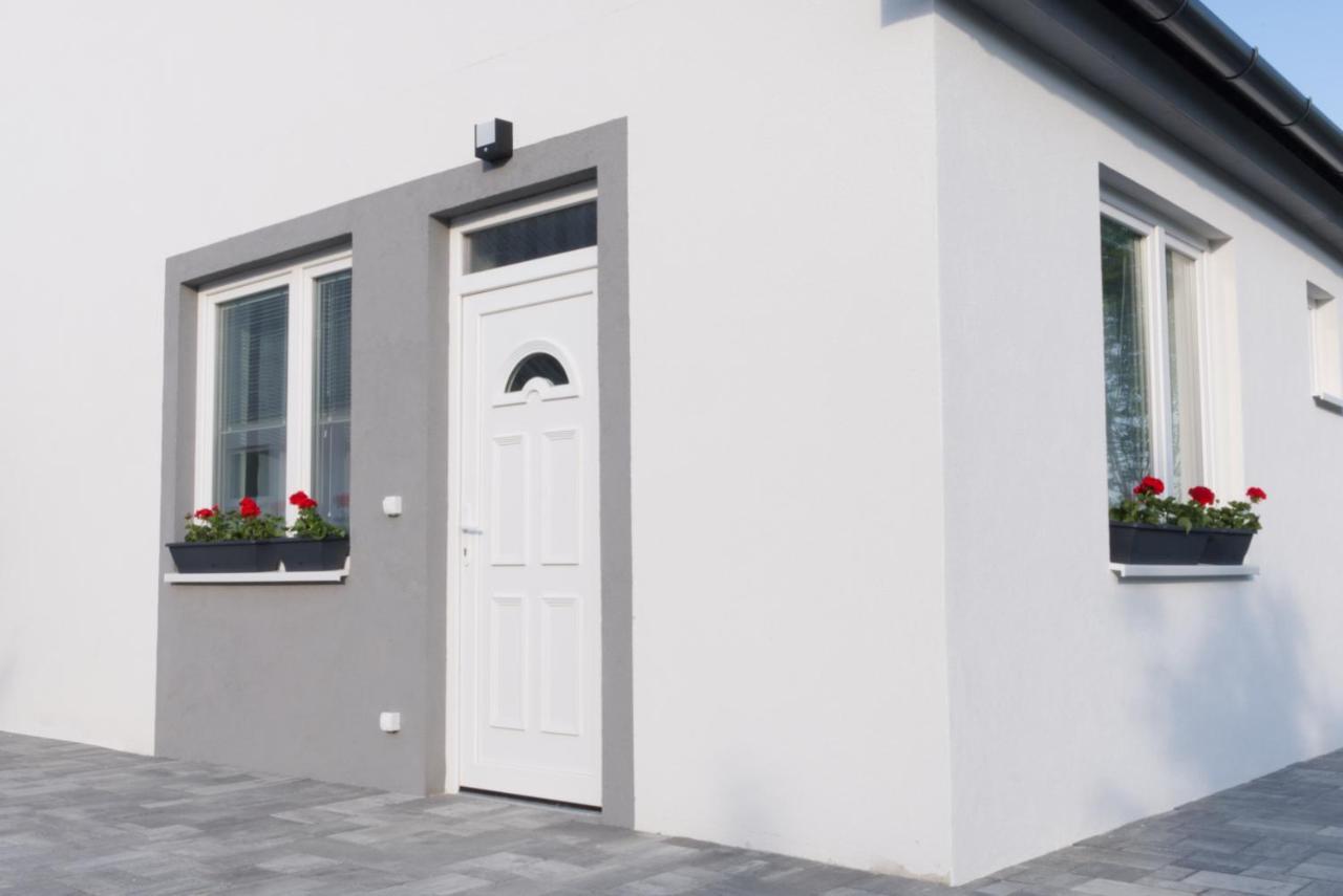 Gabriella Panzio Bed & Breakfast Buk Exterior photo